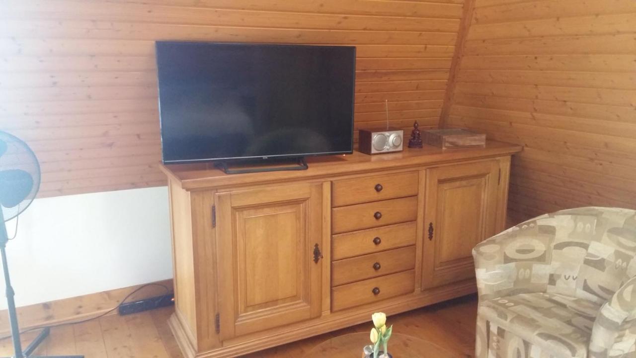 Komfort Apartman Eger Kültér fotó