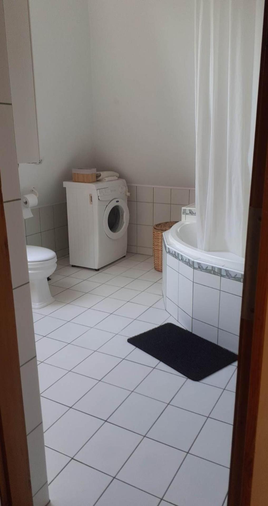 Komfort Apartman Eger Kültér fotó