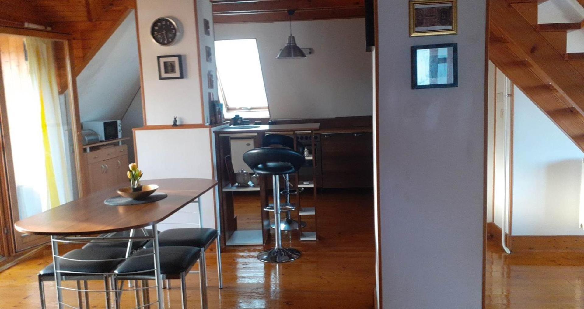 Komfort Apartman Eger Kültér fotó